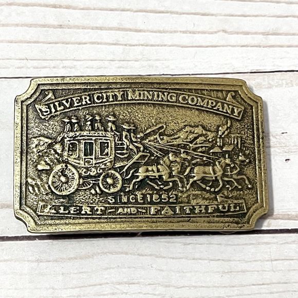No Brand Other - Vintage Silver City Mining Co. Wells Stagecoach Western Americana Belt Buckle